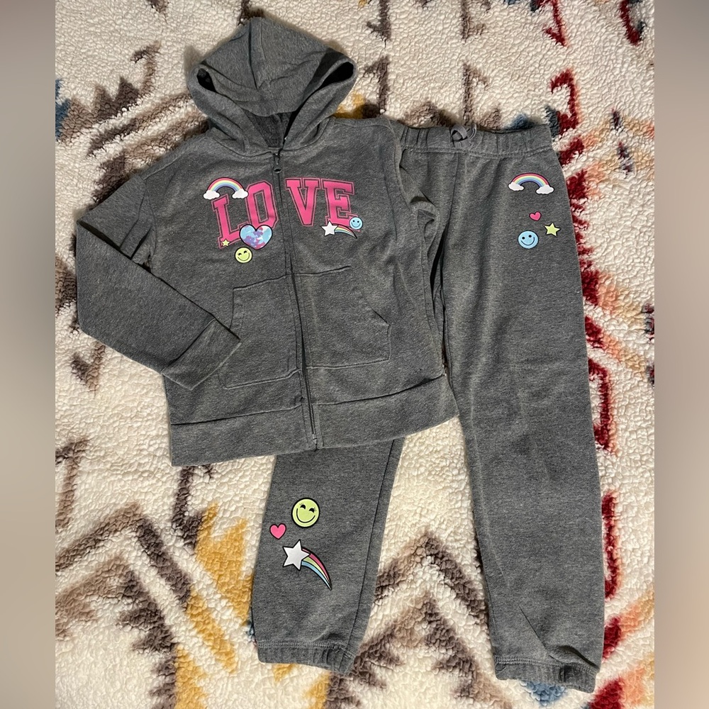 Childrens Place sweat set.
